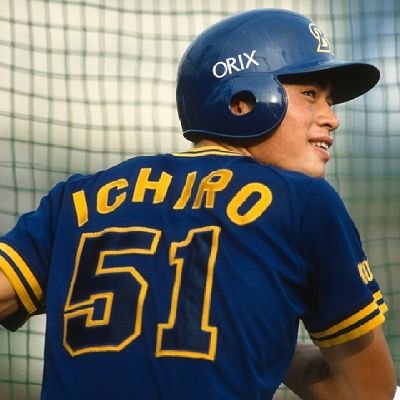 物心ついた時からピッチャーをしてて物心ついた時から熱狂的なオリックスファン。
野球は心理ゲーム。打者が打つ気が無いと感じた時にど真ん中でストライク取るのが気持ち良かった。