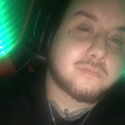 Twitch Streamer Who Likes Too Support ,Big supporter and good vibes