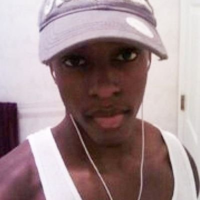 CarlBanks_'s profile picture. 