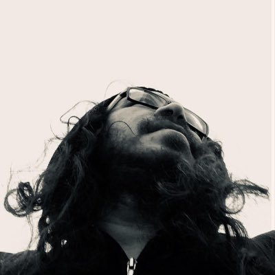 Inmanent's profile picture. Desechable, ingrato, egocéntrico.