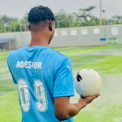 Adesnur_09 Profile Picture