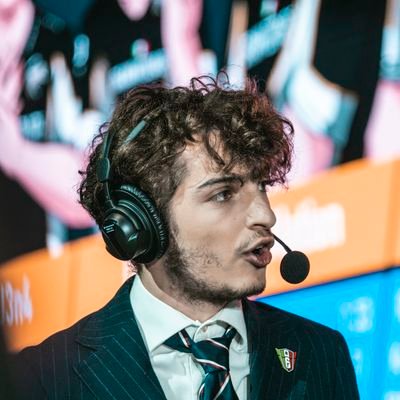 🎙️official Italian caster & host  // Italian LCK caster  // Italian Game Changers caster//Ex Coach //📫 Agency@kingesport.com//