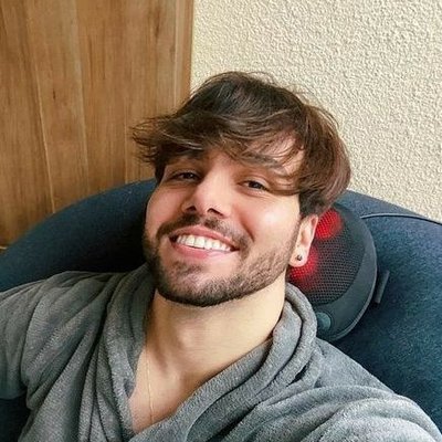 t3ddy sorrindo c: (@oliotihappy) / X