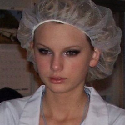 SwiftieScaries's profile picture. debut apologist 🩵 | eras tour 7/22 | speak now tour 9/7/11