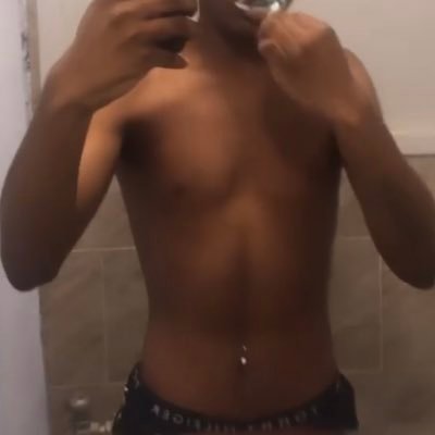 Flushing VTop 25 6’0. From Windsor London follow for the hottest contents.
