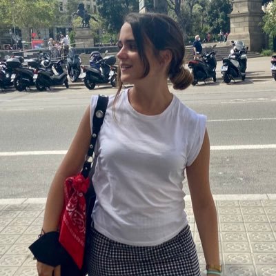 marianlcruz's profile picture. será por el paso del tiempo, que cierran las cicatrices del alma🌻 🐶💙🌊