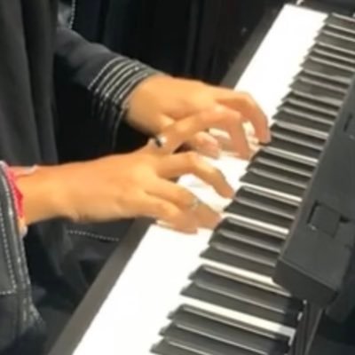 amoon_1171's profile picture. (إِنَّ شَانِئَكَ هُوَ الأبْتَرُ )