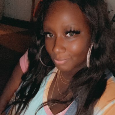Wifey 💍👑 mother 👶🏽👶🏽 Nurse 👩🏽⚕️ and public figure Snapchat @Navygirl_93 Instagram @medskool_Walker owner of https://t.co/SzIttP2v50