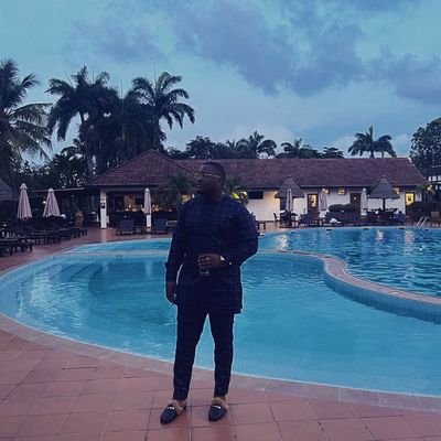 OvaWise15's profile picture. I'm The Rose🎋 That Grew From The Concrete🌠