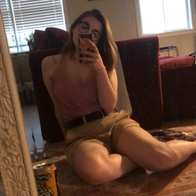 Ive got a Phd in horribleness and enjoy drawing & reading. hmu for evil schemes 🔪