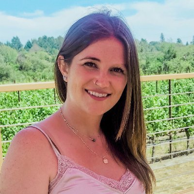 @stephxwines | Content Strategy at @Fleishman | Views + Tweets are mine.