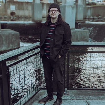 flwrjon's profile picture. Vocalist of FLWR and enthusiast of Volkswagens!