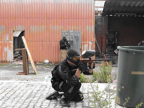 Faço e pratico jogos de paintball - Paintgaia
 Tenho uma quinta em Vila Nova de Gaia, com bons acessos e rodeado por uma vegetação muito bonita