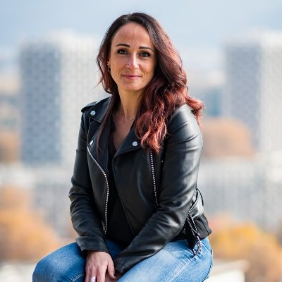LoriePisicchio's profile picture. Full-Stack Dev @Resiliencecare