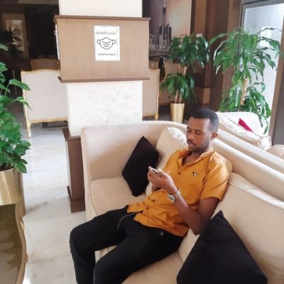 إذا الشعب يوماً أراد الحياة
فلابد ان يستجيب القدر
ولابد لليل أن ينجلي
ولا بد للقيد أن ينكسر