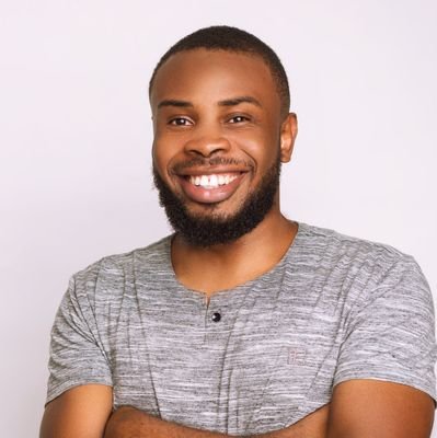I am what I am | Storytelling wizard @thekorahq | Struggling to build @codepixelstory