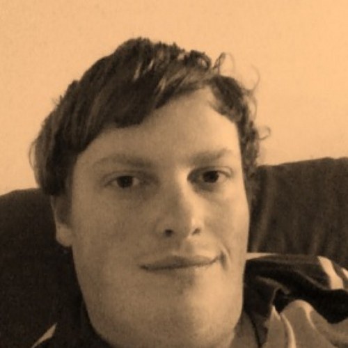 the Name is Tommy. I support Gay Rights. im a Belieber,Directioner. Richmond Football Club   Tweet me!!!!