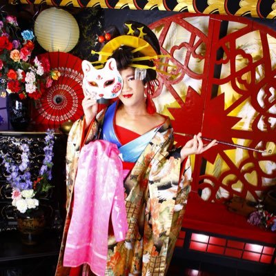 だんじり 仁輪加（にわか）狂言 を演じる役者 として早10年の女形系男子⁉︎ 故郷が大好きな祭り馬鹿😘夢は故郷を日本一にする事❗️勝手に甲山や世羅をＰＲしていきます。祭りの様子はYouTubeで。#スポーツ#伝統芸能#観光#HITひろしま観光大使