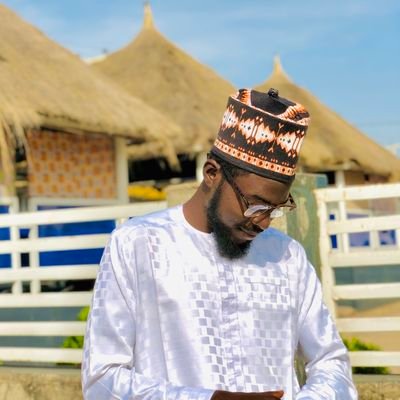 muslim👳♀️
cartoonist
poet📝
basketballer🏀