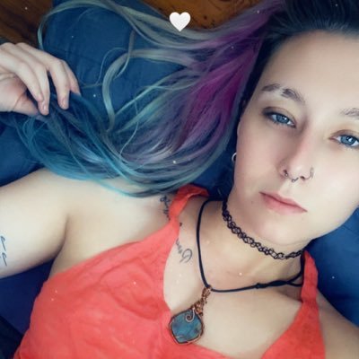 RT and backup account for @Rave_queen_xo 💜