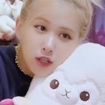 roselilijensoo's profile picture. 