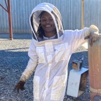 Jess Webb (@blackbeekeeping) 's Twitter Profile Photo Jess Webb (@blackbeekeeping) 's Twitter Profile Photo
