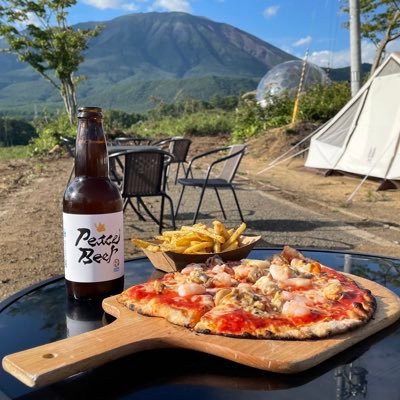 岩手山と連なる山々の景色が四季折々の美しさが楽しめるペットの里キャンプ場⛺️と、 敷地にある本格石窯で焼いたピザ(ピザ)工房の情報を発信していきます🍕