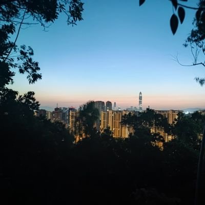 KayserKai's profile picture. 不要走在我后面，因为我可能不会引路；不要走在我前面，因为我可能不会跟随；请走在我的身边，做我的朋友。