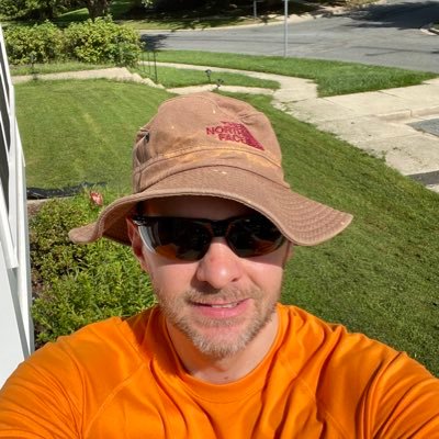 Krafted1's profile picture. I'm just a twitter nobody who is way too online. Likes video games, arguing with NIMBYs. Thinks we need more mass transit , housing, solar, and wind.