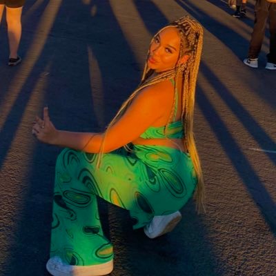 myaanelizabeth's profile picture. cmu 24 (she/her/hers)