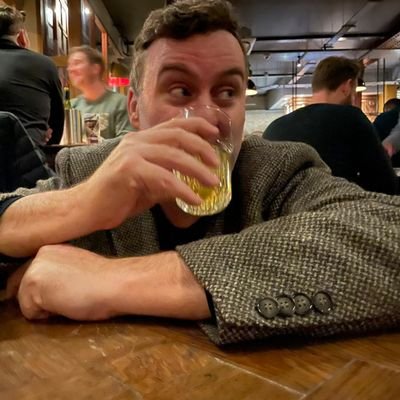 TrevGiess's profile picture. Everybody be cool.