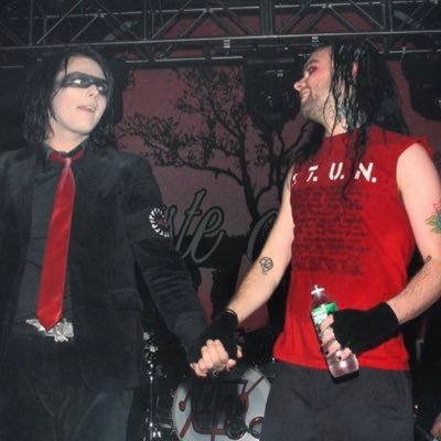 Edana_Styles's profile picture. aw barnacles