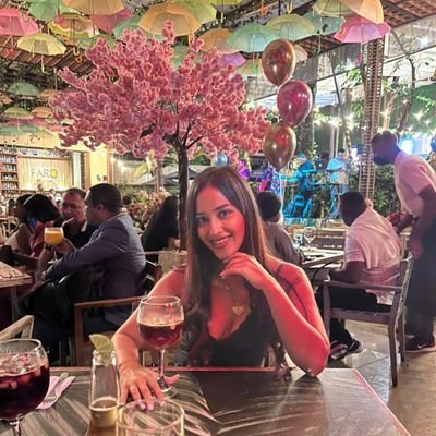 Hay que vivir sin limitar, planear sin olvidar, seguir y continuar, caer y levantar... Teniendo en mente que nada de lo que tú logres durará para siempre