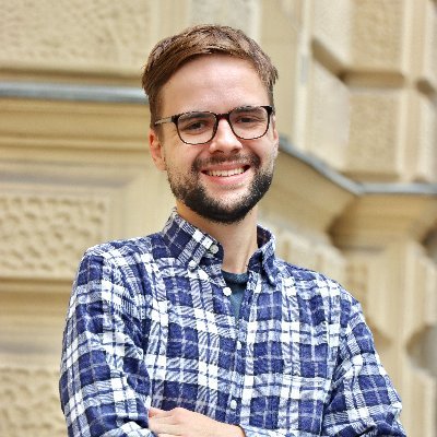 Man findet mich vermehrt drüben! Student d. pol. Philosophie im Endspurt, freier Journalist, Alumnus d. @WienerZeitung u. Vorstandsmitglied d. WIPOL Steiermark.