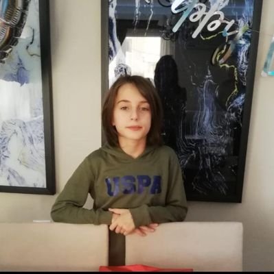 GulsunToprak's profile picture. suhdujfujhjjgikgguyuuyy