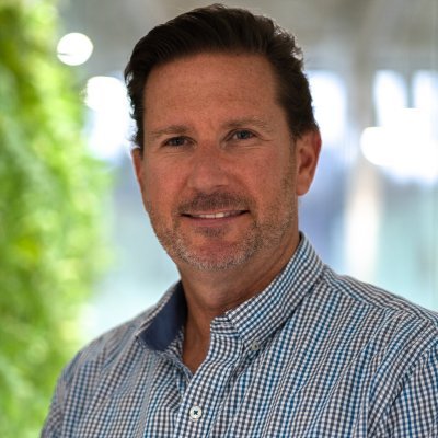 Purpose-driven entrepreneur. Invested in making healthy food more accessible & sustainable. Lead guitarist for KICKDRIVE.