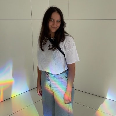 caitlintrevas's profile picture. 