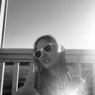 comrade_barbie's profile picture. Sex is great, but have you ever fantasized about seizing country clubs, turning them into homeless shelters, and letting nature reclaim the golf courses?