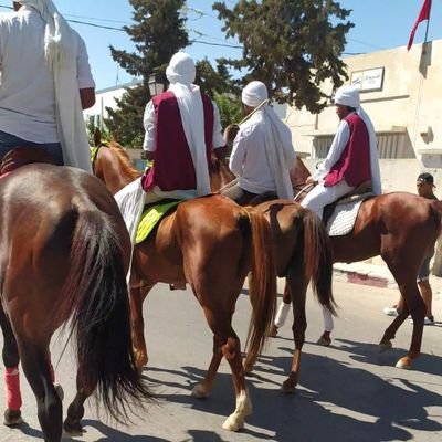 Tribu des Djerbiyenⵣ ici pour déblayer la déchèterie moderne et promouvoir la Tradition #djerbi