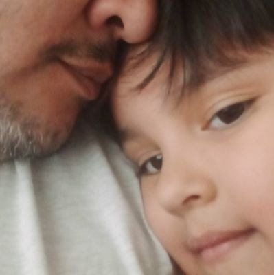 santhros's profile picture. Ecuatoriano, guayaquileño, barcelonista, vicentino, politécnico, padre, escritor amateur.

And the truth shalt seth thou free.