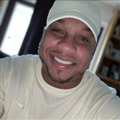God Fearing | Trotwood Madison Alumni | Central State University Alumnus| MBA Walden University | | Former WR 🏈 👨🏽🎓 🎓 | Cigar Aficionado |