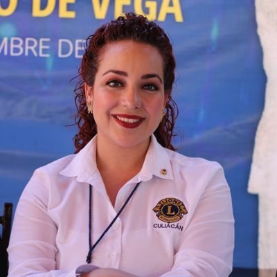 Presidenta del Club de Leones Culiacán A.C., Jefa de Dpto. en Vialidad y Transporte.