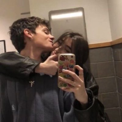 o nome já é autoexplicativo, ent bem-vindos :) sigam que eu sigo de volta!
