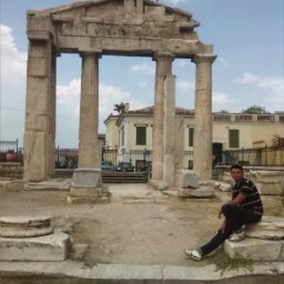 AlesMena1's profile picture. 