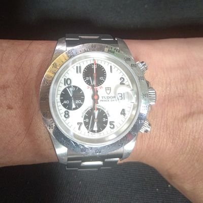 Yfz13o1chrrB3Wb's profile picture. オイパペ狙いでマラソンしてましてが、
ミルガウスでひとまず完走。
しばらく忙しいので、来店予約の抽選マラソンかな