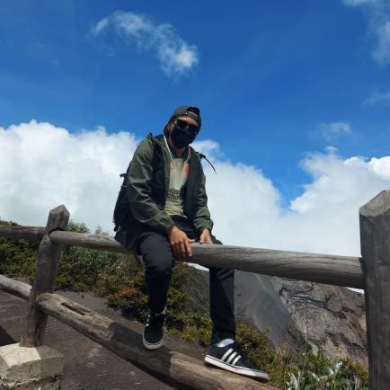 Kennethmendoza0's profile picture. YNWA💙