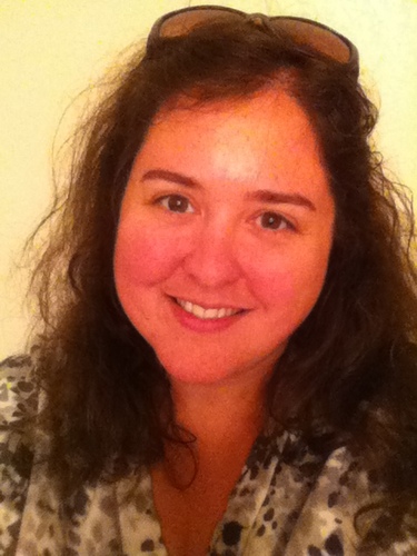 I work as a VA for @digitalcolab @5dollardinners and @happyhousewife. My amazing dh is @klongdesigns.