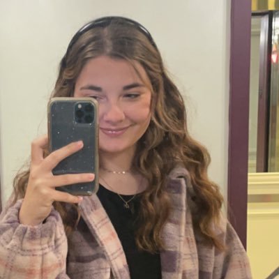 graciedoodlez's profile picture. @bts_twt is back