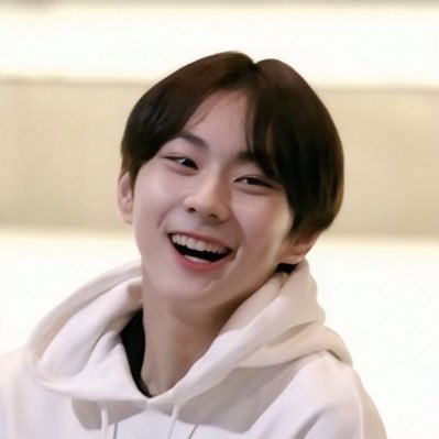 🍪 — hoping for more interactions with my moots !!