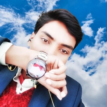 AshutoshRavi6's profile picture. I am a https://t.co/8f2Xzhh5JL EE student.and I like singing?